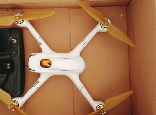 Hubsan X4FPV Brushless drone