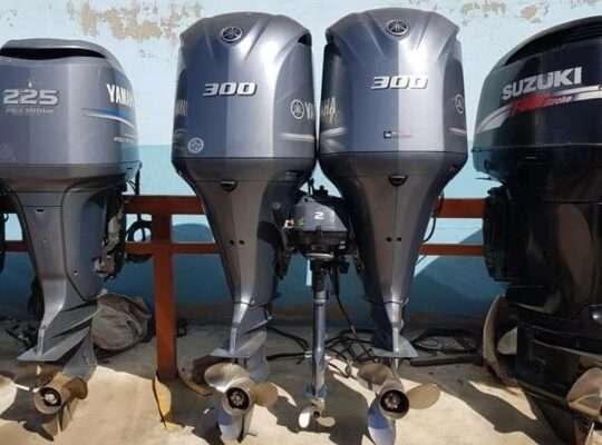 Outboard Yamaha 300hp , 15hp, 40hp and More