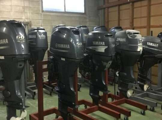 Outboard Yamaha 300hp , 15hp, 40hp and More