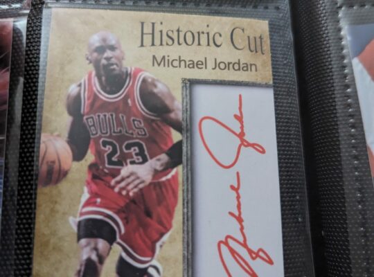 Michael Jordan auto reprint card